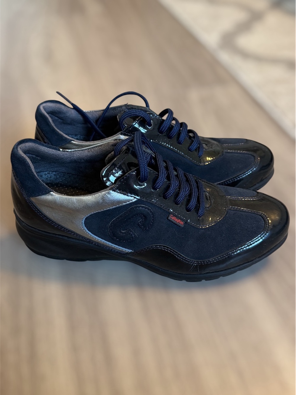 CallagHan Adaptaction Ultra Light Sneakers Navy Patent Suede Shoes US 6